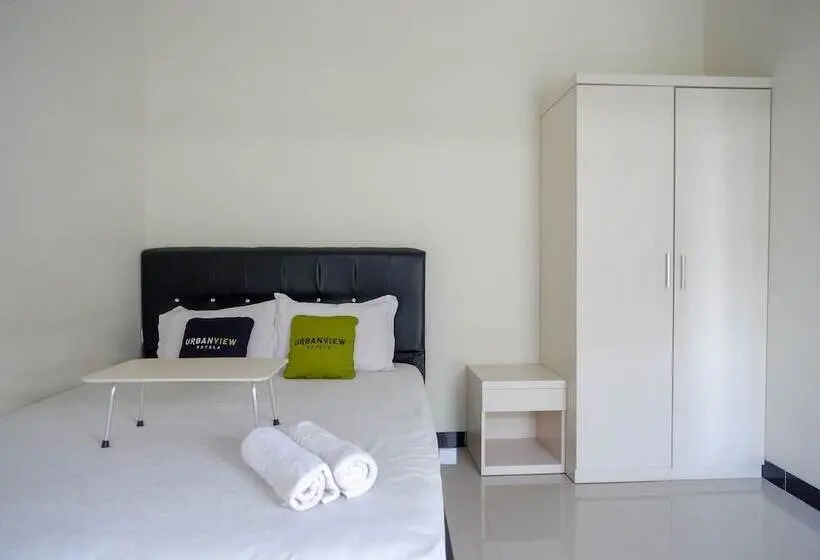 スタンダードルーム, Urbanview Hotel Syariah Casa Azmya Yogyakarta