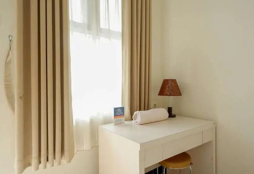 スタンダードシングルルーム, Urbanview Hotel Syariah Casa Azmya Yogyakarta