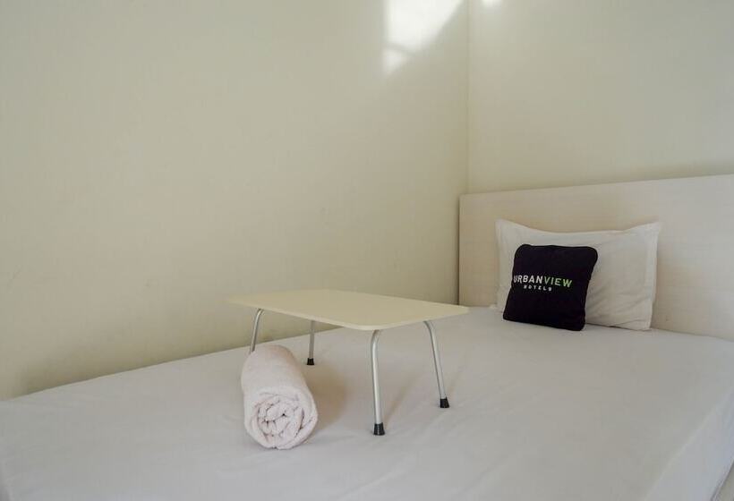 Номер Стандарт Индивидуальный, Urbanview Hotel Syariah Casa Azmya Yogyakarta