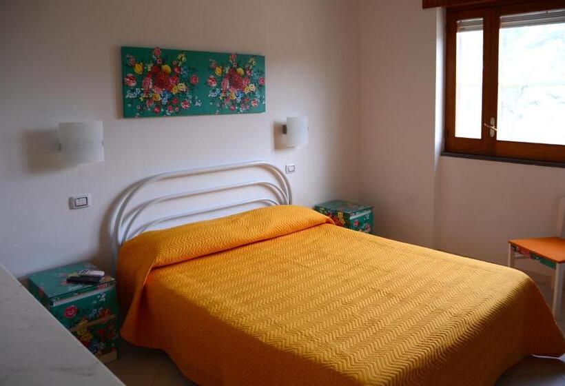 آپارتمان 1 خوابه, B&b Villa Garden