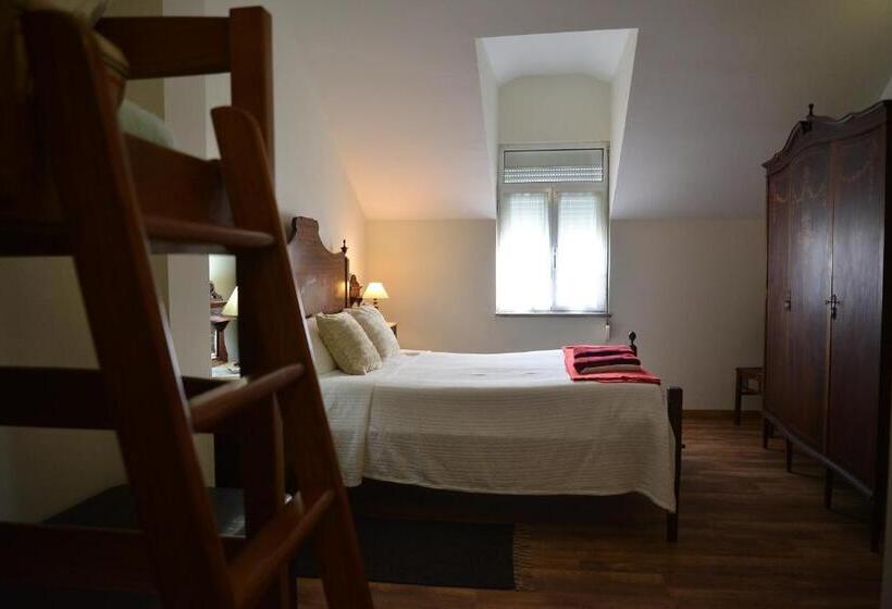 غرفة عائلية مطلّة علي الجبل, Casa Azul