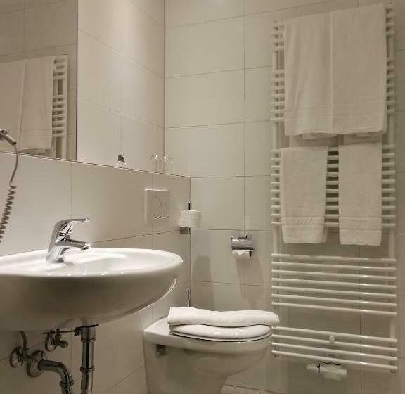 Номер Стандарт, Landgasthof Zum Herz