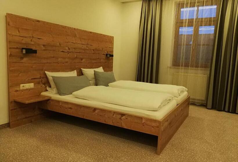 Номер Стандарт, Landgasthof Zum Herz