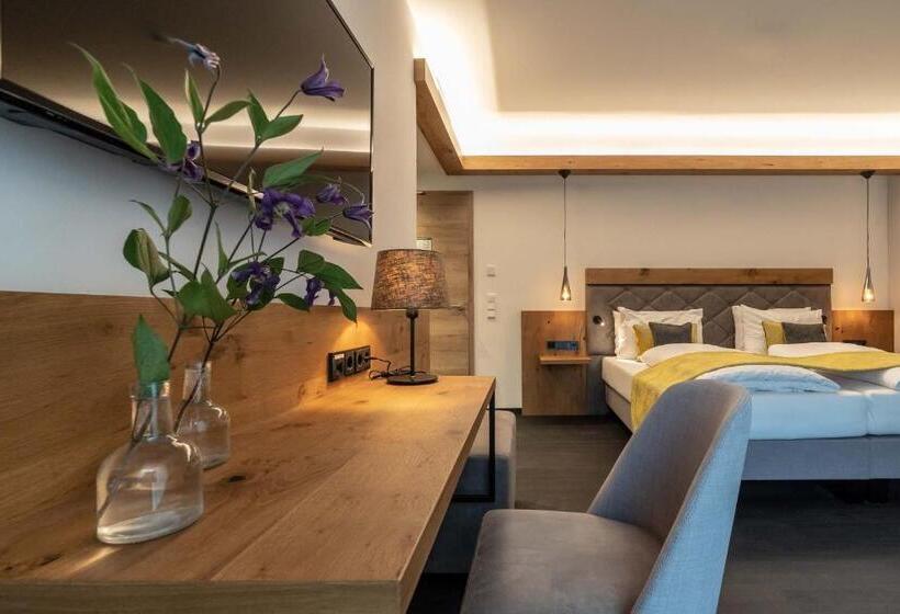 舒适型房间, Poltnerhof