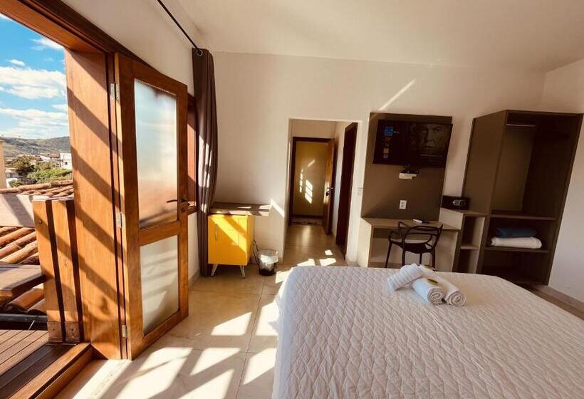 Suite with lake view, Pousada Quintal Da Lua