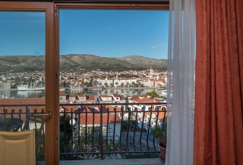 带1个卧室的公寓, House Bakica