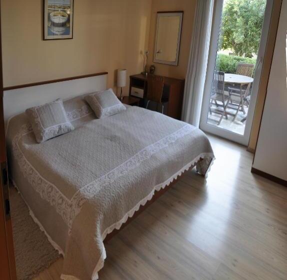 带1个卧室的高级公寓, House Bakica