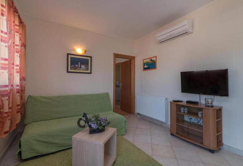 带1个卧室的公寓, House Bakica