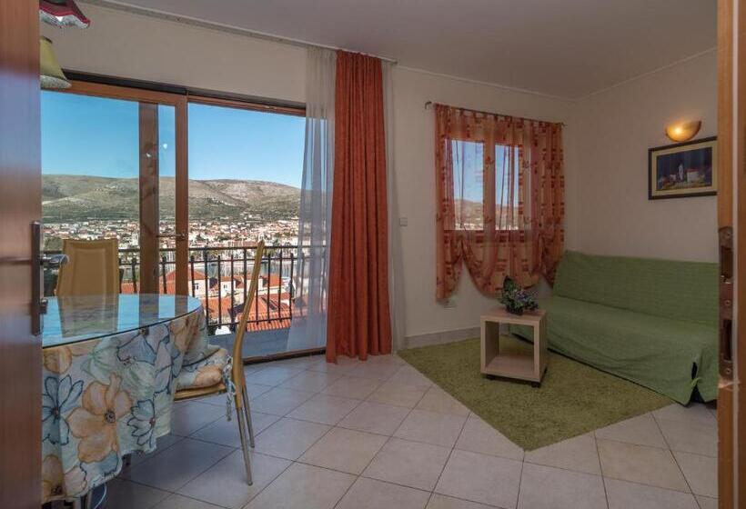 带1个卧室的公寓, House Bakica