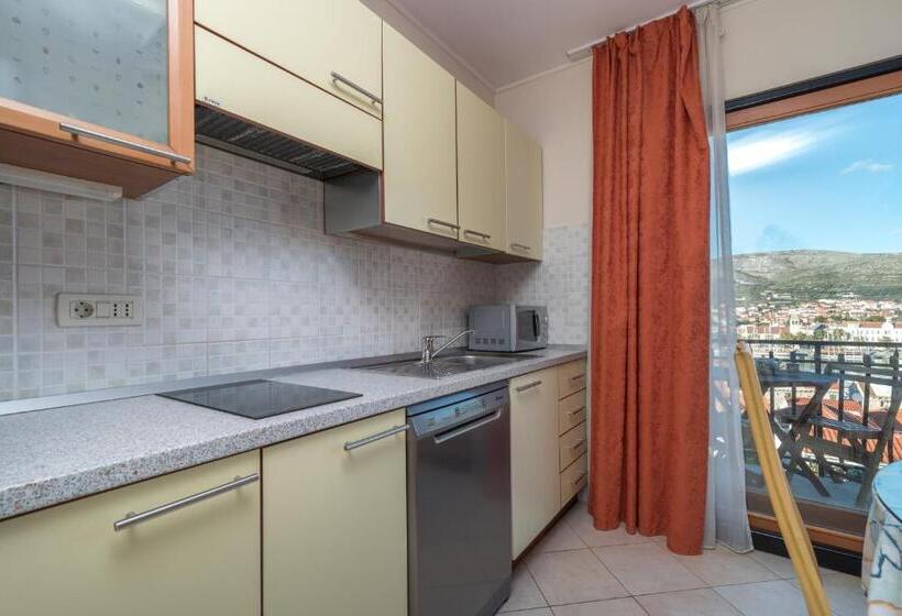 带1个卧室的公寓, House Bakica