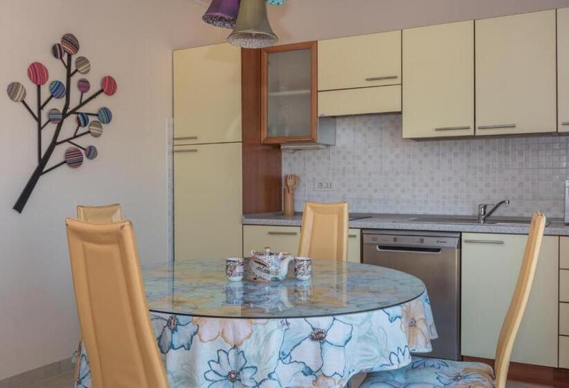 带1个卧室的公寓, House Bakica