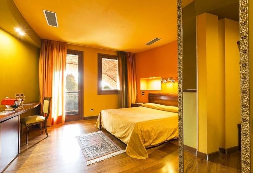 غرفة ديلوكس, Due Platani