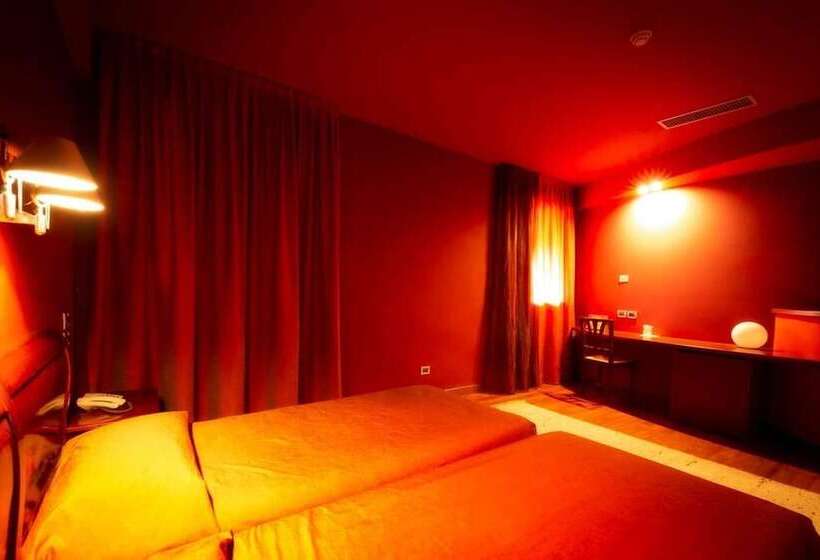 غرفة ديلوكس, Due Platani