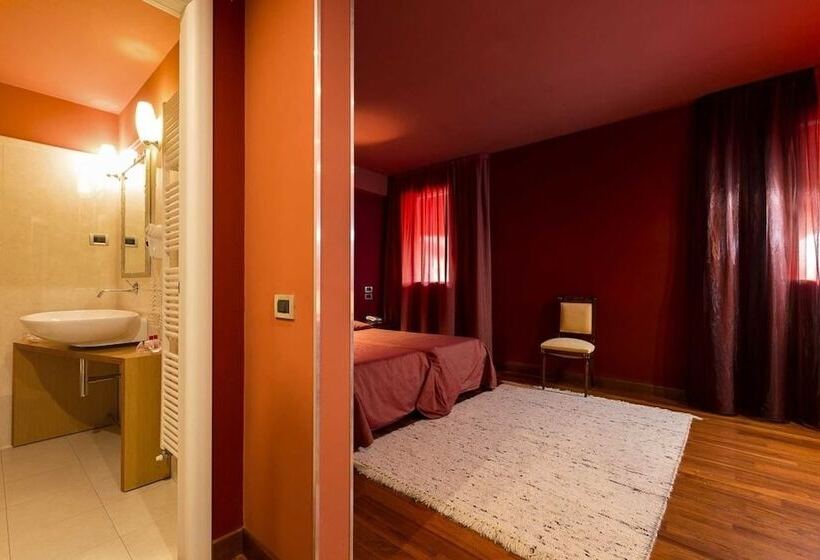 غرفة ديلوكس, Due Platani