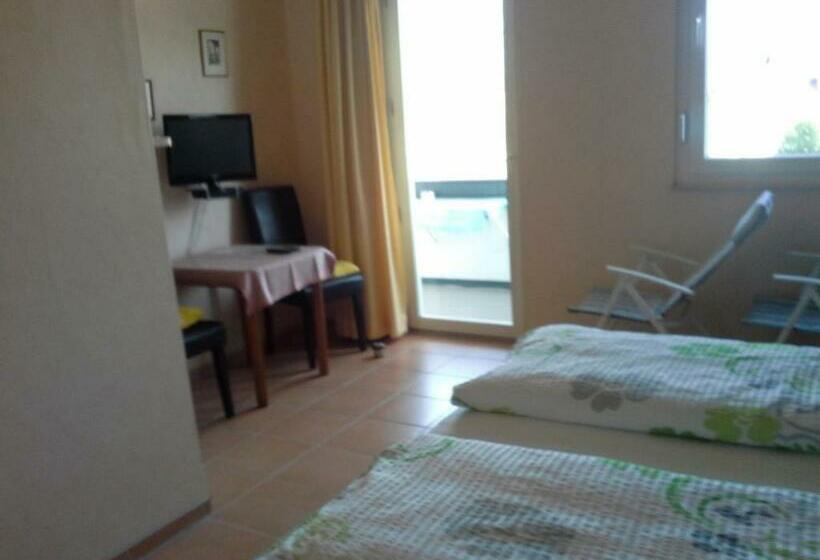 Номер Стандарт, Haus Erika