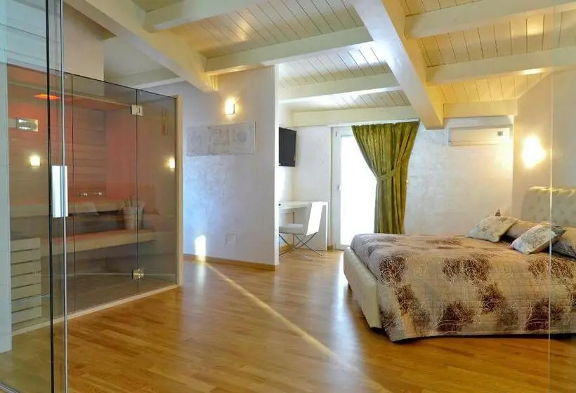 سوییت, Jolie Bed And Breakfast