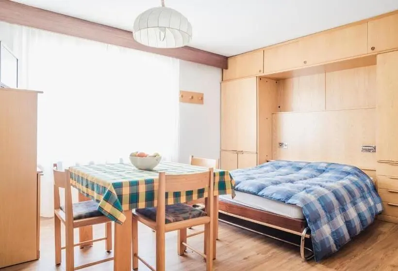 استودیوی استاندارد, Residence Dolomia