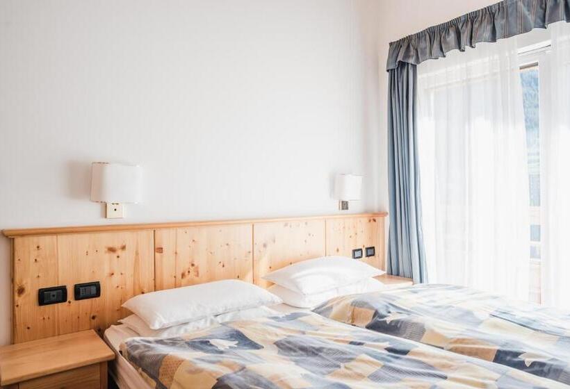 Апартаменты 3 Спальни, Residence Dolomia