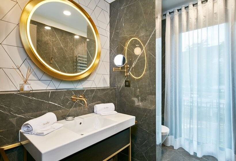 سوئیت رویال, Ikador Luxury Boutique Hotel & Spa