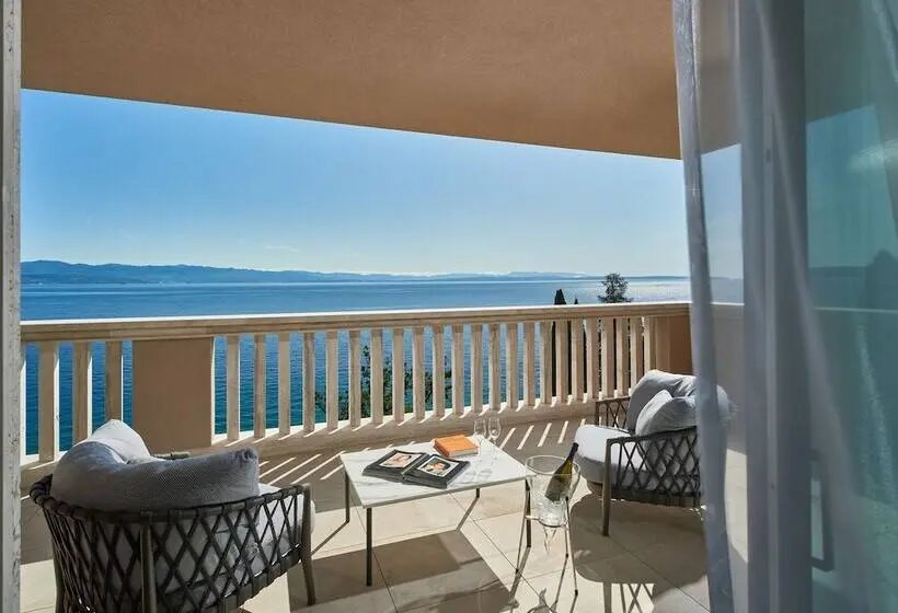 オーシャンビュージュニアスイート, Ikador Luxury Boutique Hotel & Spa