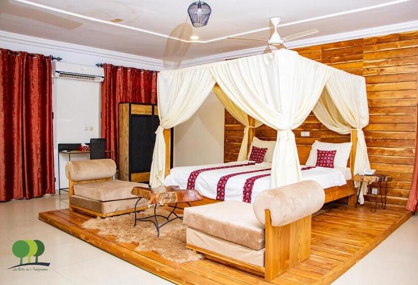 سوییت, Villa De L Integration