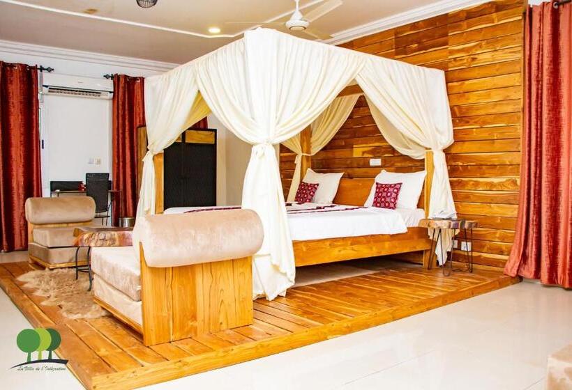 سوییت, Villa De L Integration