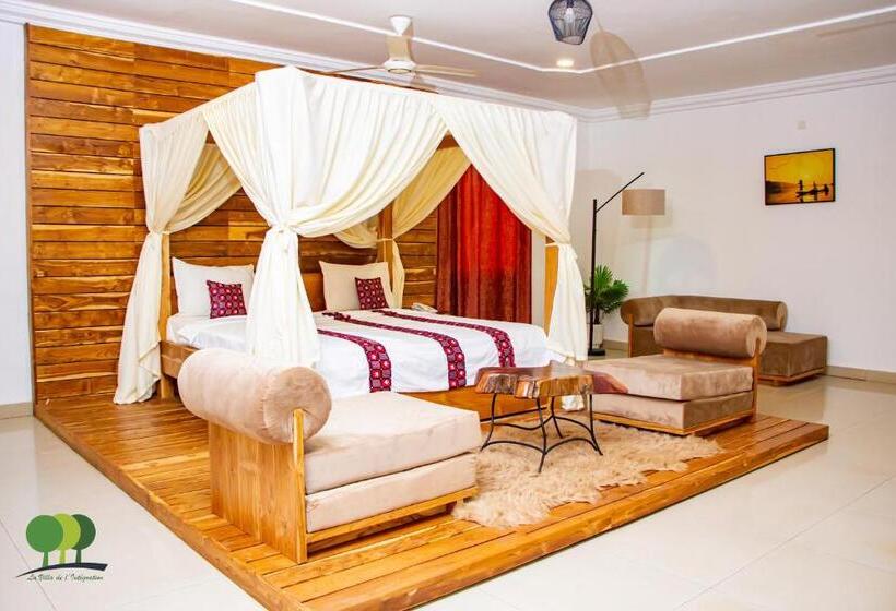 سوییت, Villa De L Integration