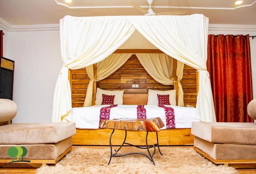 سوییت, Villa De L Integration