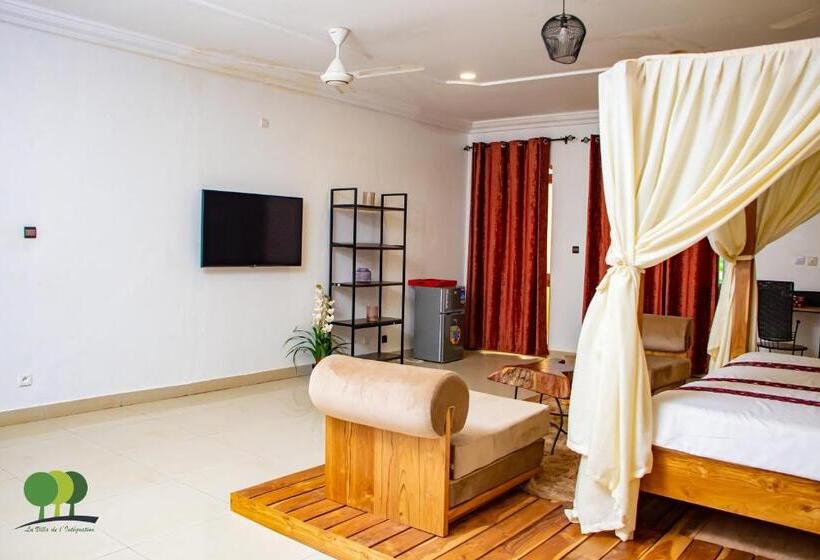 سوییت, Villa De L Integration