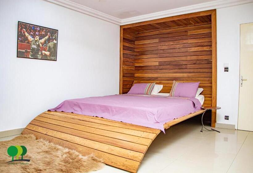 سوییت اجرایی, Villa De L Integration