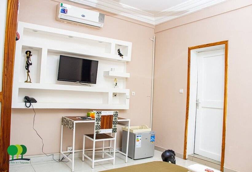 اتاق اکونومی, Villa De L Integration