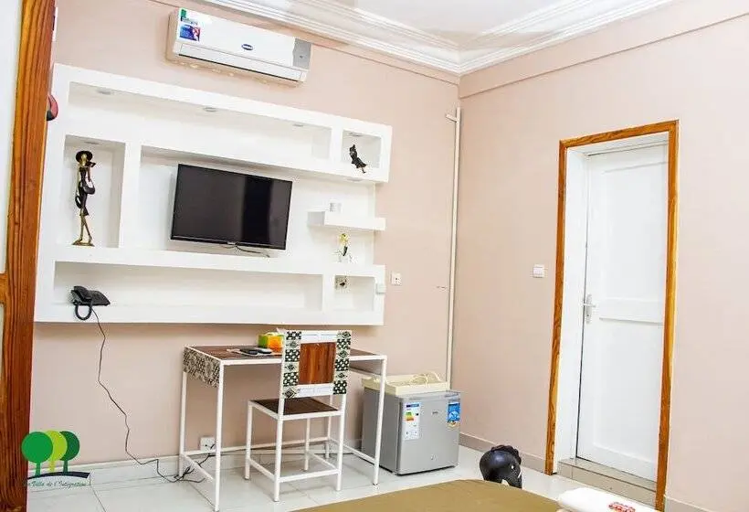 اتاق اکونومی, Villa De L Integration