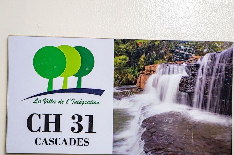 سوییت جونیور, Villa De L Integration