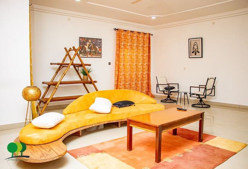 سوییت اجرایی, Villa De L Integration