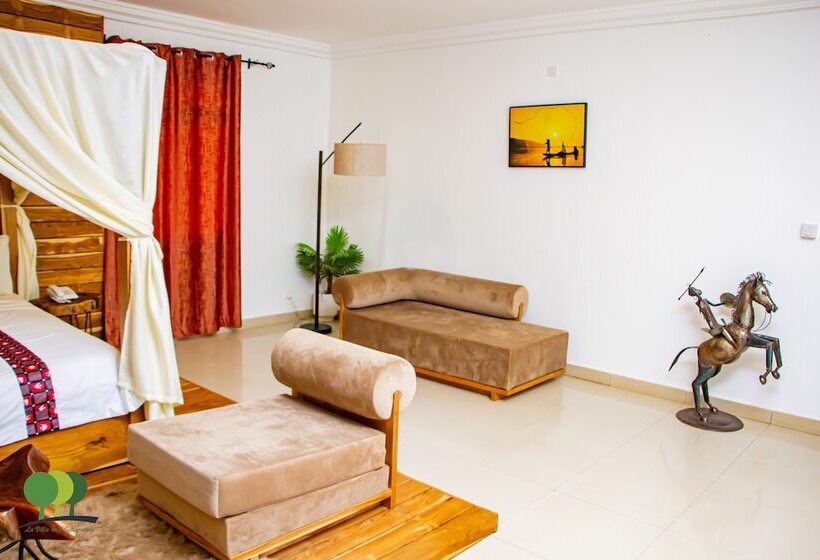 سوییت اجرایی, Villa De L Integration