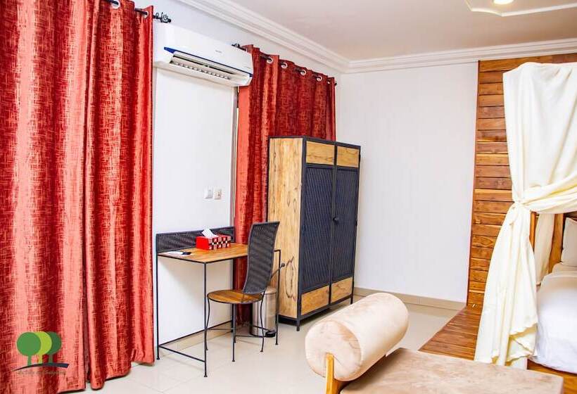 سوییت اجرایی, Villa De L Integration