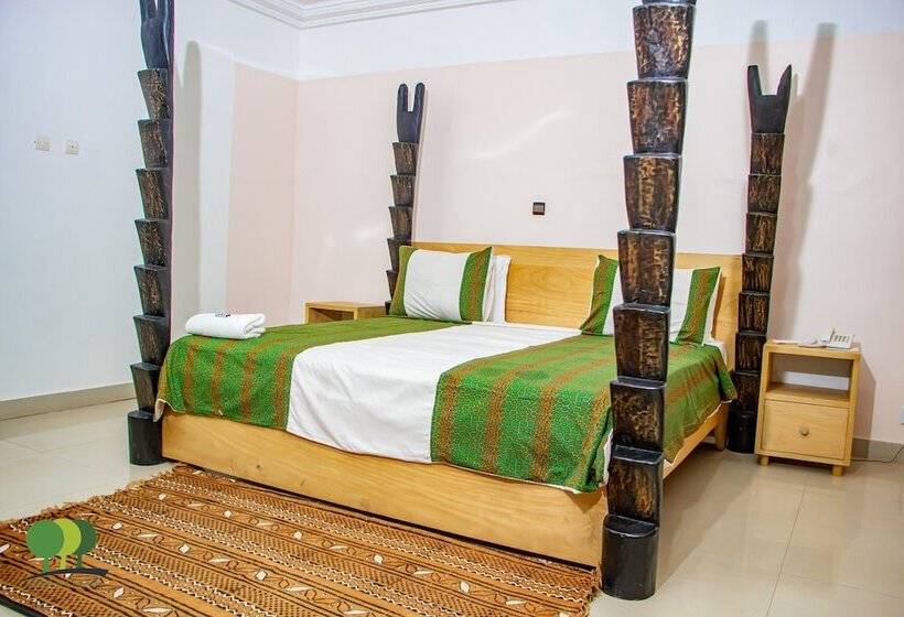 سوییت جونیور, Villa De L Integration