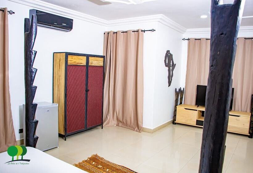 سوییت جونیور, Villa De L Integration