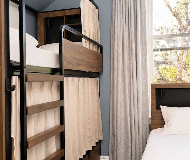 تختخواب در اتاق مشترک, Haka House Christchurch