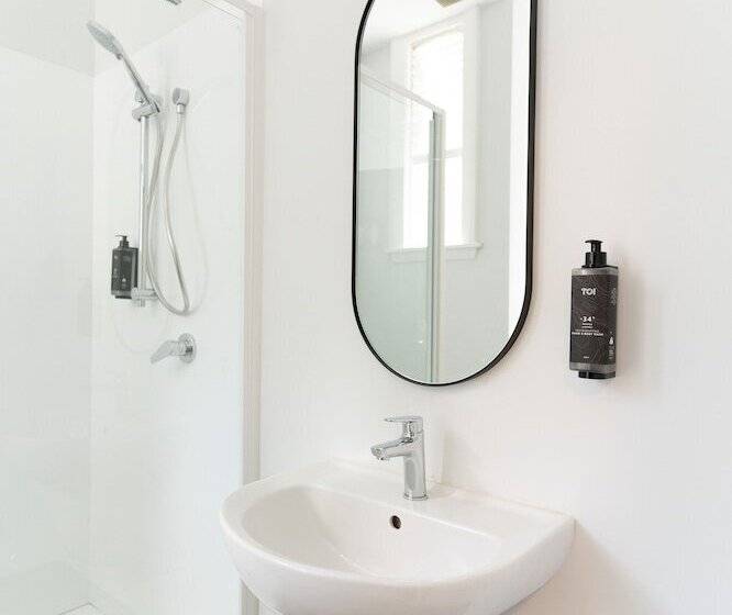اتاق استاندارد با سرویس بهداشتی مشترک, Haka House Christchurch