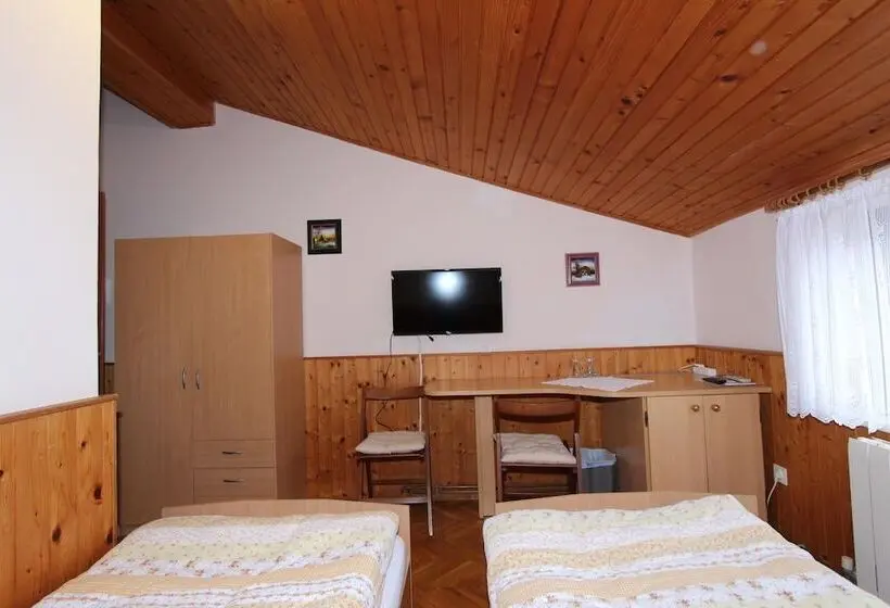 اتاق استاندارد, Apartments Aurora