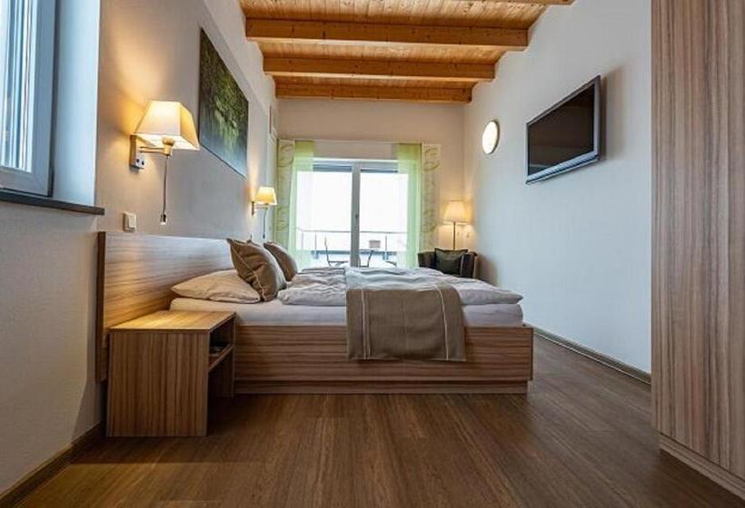 Номер Стандарт с Балконом, Fränkischer Hof