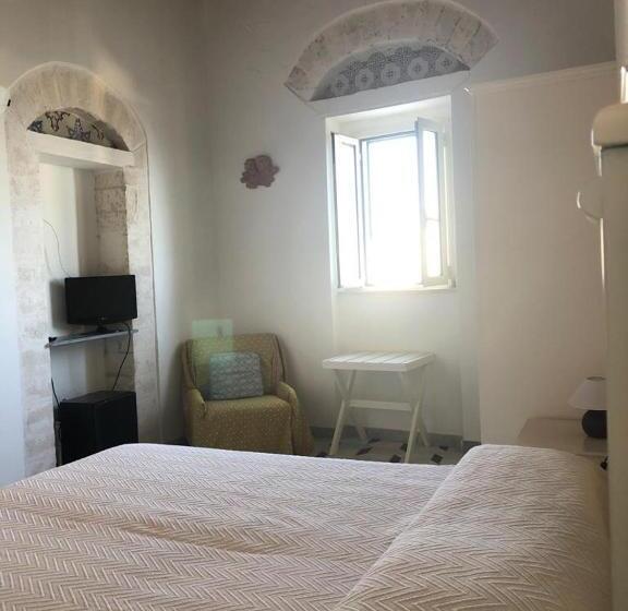 اتاق لوکس, Rocca Sul Mare