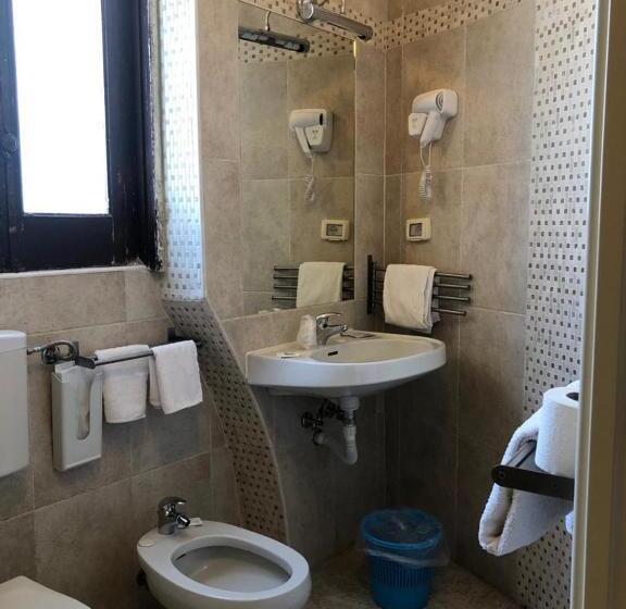 اتاق لوکس, Rocca Sul Mare