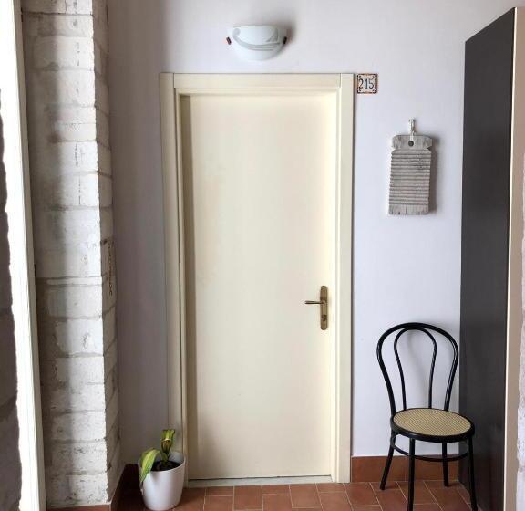 اتاق سوپریور با چشمانداز باغ, Rocca Sul Mare