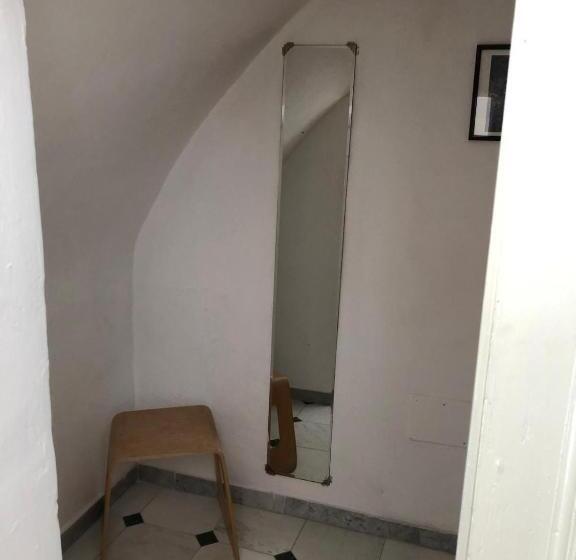 اتاق سوپریور با چشمانداز باغ, Rocca Sul Mare