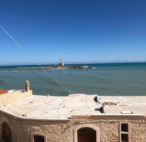 اتاق سه نفره دلوکس با چشمانداز دریا, Rocca Sul Mare