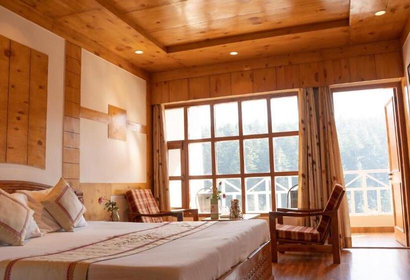 اتاق خانوادگی, The Conifer