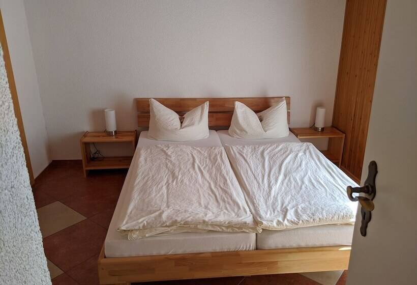 스탠다드 트리플 발코니 룸, Pension Winzerhaus