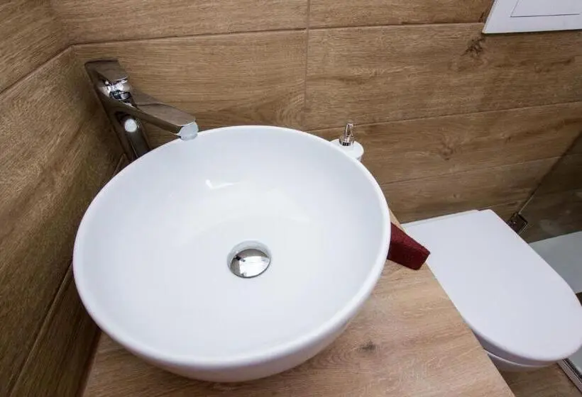 اتاق لوکس یک تخته, Quarto Latino B&b